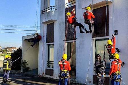 Formação de Salvamento em Grande Ângulo