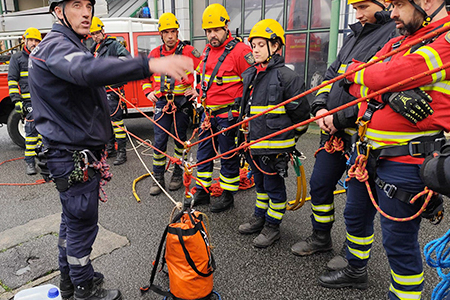Formação de Salvamento em Grande Ângulo