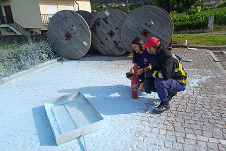 Manuseamento de extintores - Escuteiros Braga