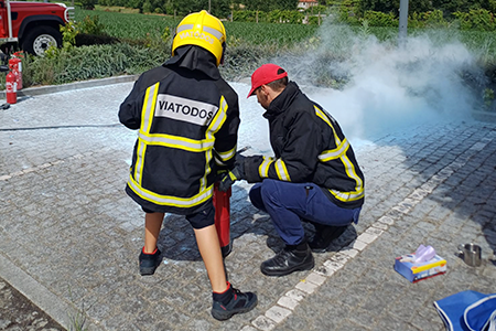 Manuseamento de extintores - Escuteiros Braga